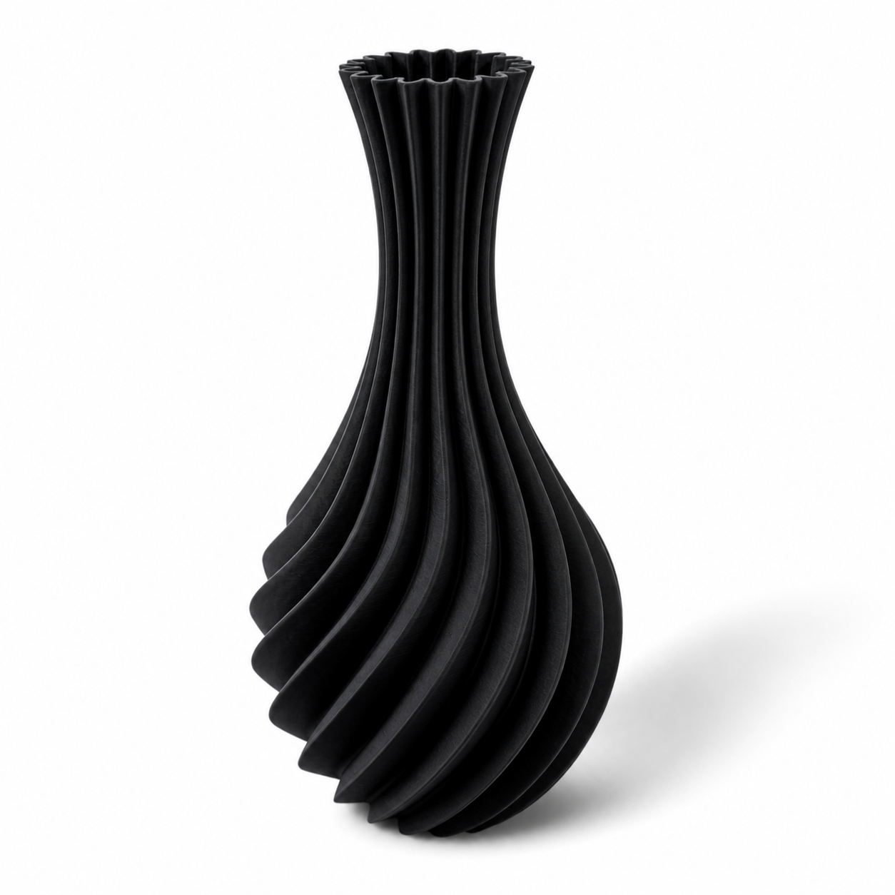 Elegante Design Vase Forma Elira und Forma Kairo aus nachhaltigen Materialien in schwarz-weiß, hergestellt in Deutschland